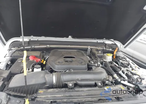 2024 Jeep Wrangler 4Xe Sahara 4Xe z USA, uszkodzony, nr VIN 1C4RJXP64RW317622